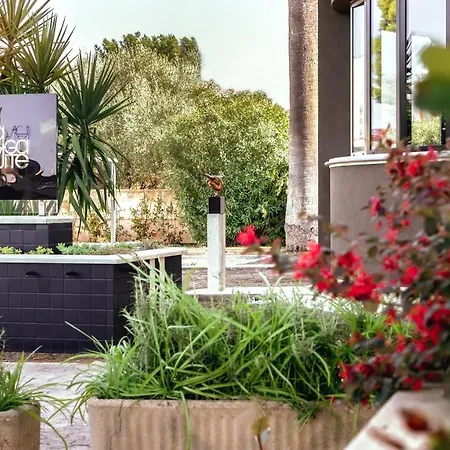 La Gigasuite - Design At Sea With & Pool