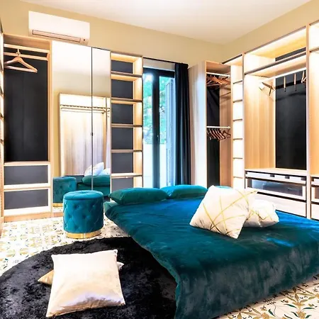 La Gigasuite - Design At Sea With & Pool