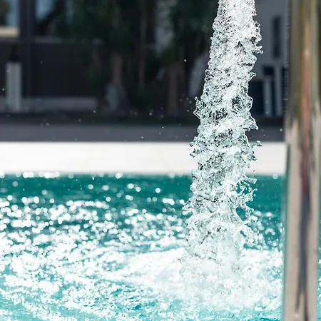 La Gigasuite - Design At Sea With & Pool