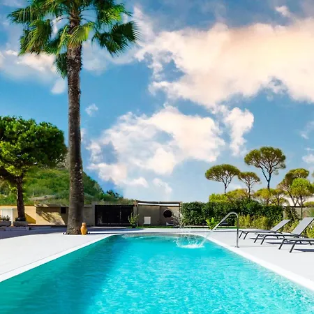 Villa La Gigasuite - Design At Sea With & Pool